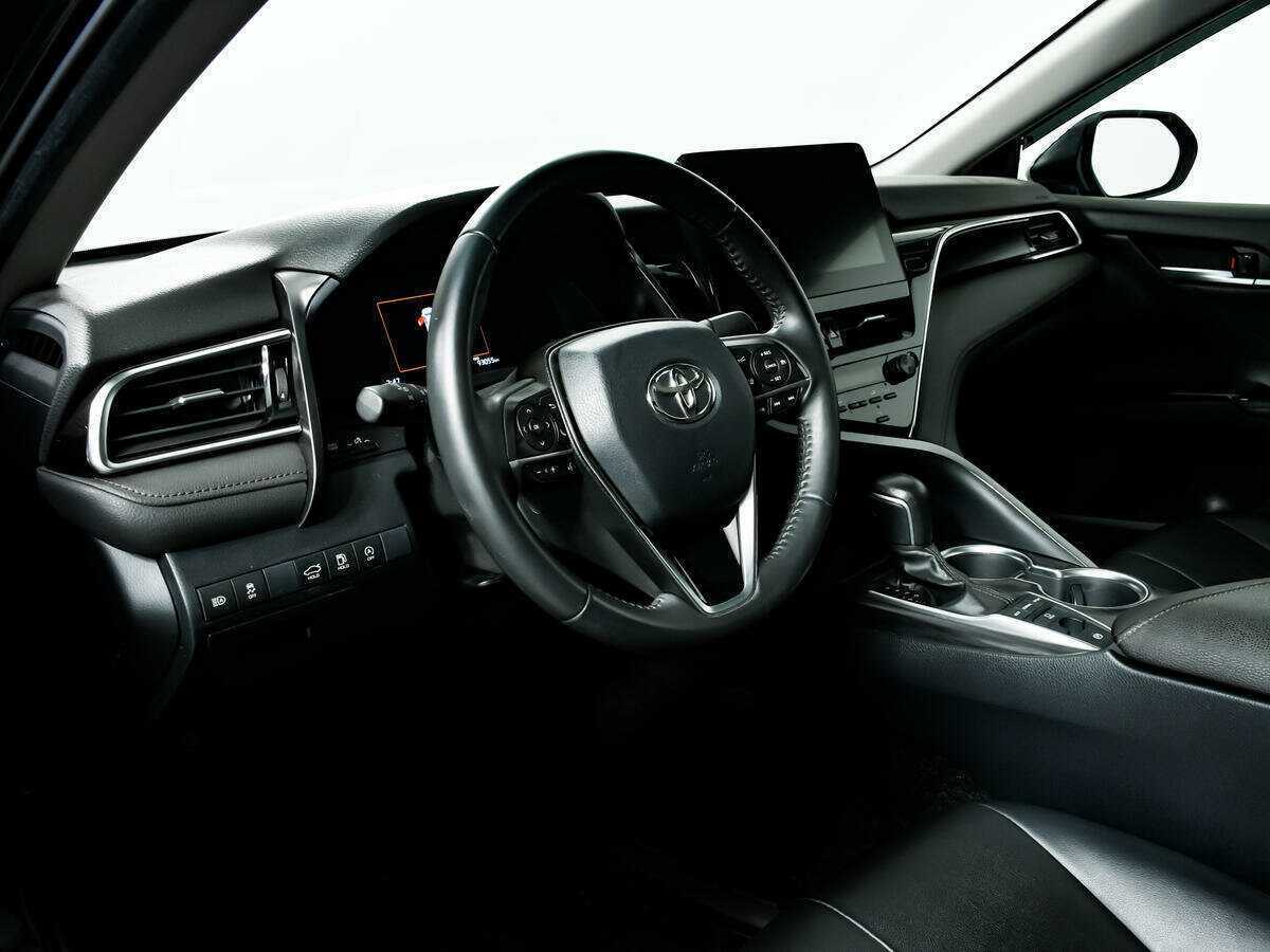 Toyota Camry, 2022 Фото №13