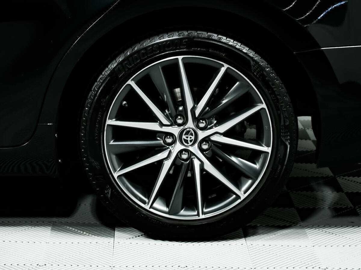 Toyota Camry, 2022 Фото №14