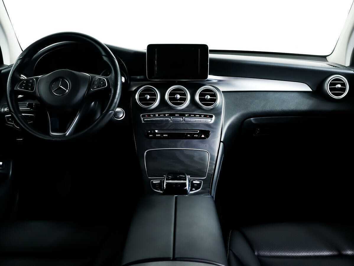 Mercedes-Benz GLC Coupe 250, 2016 Фото №11