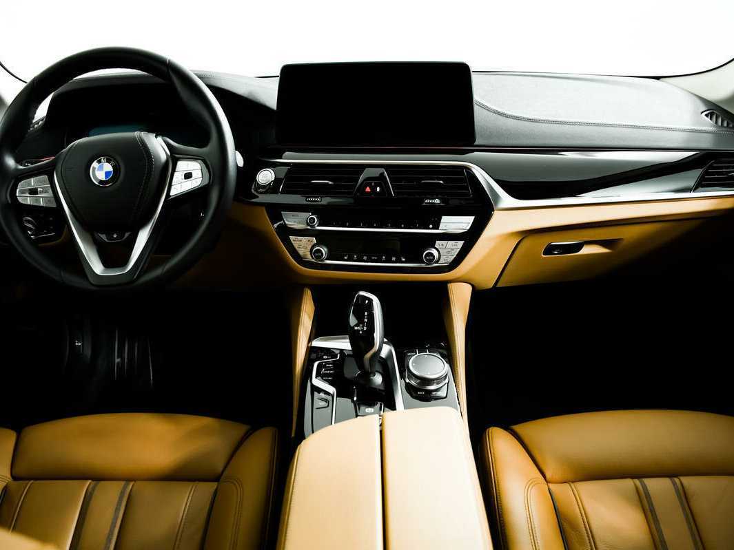 BMW 5 серии 520i, 2021 Фото №11