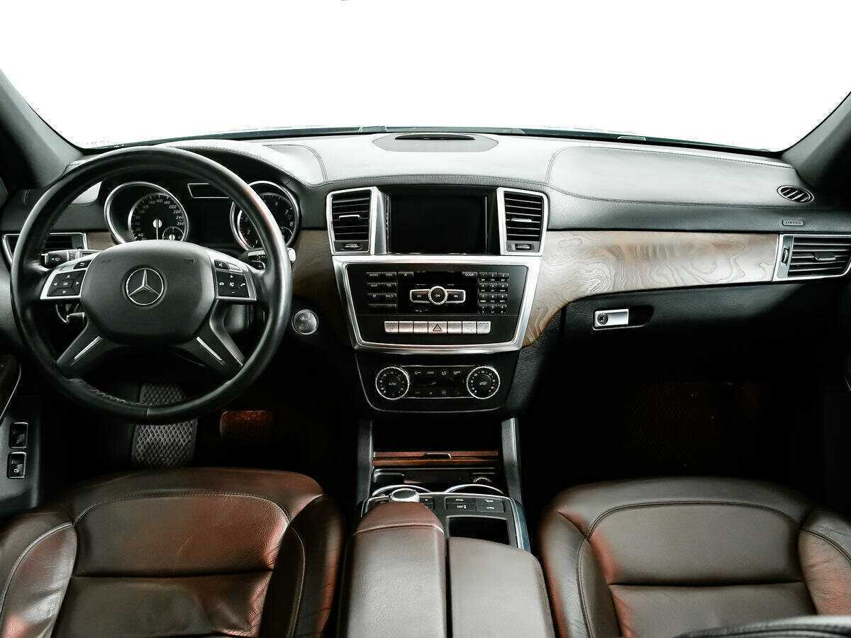 Mercedes-Benz GL-Класс 400, 2014 Фото №10