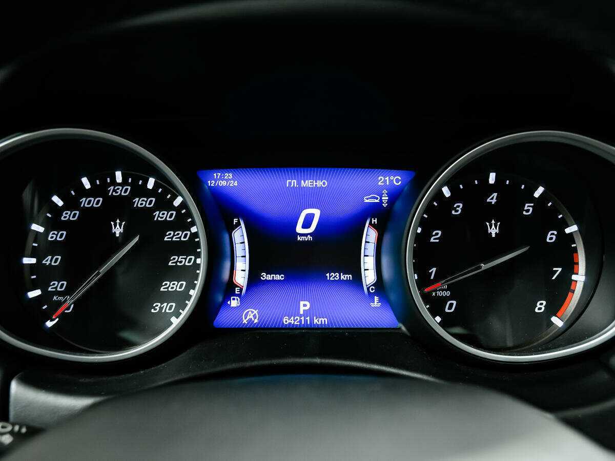 Maserati Levante, 2017 Фото №10