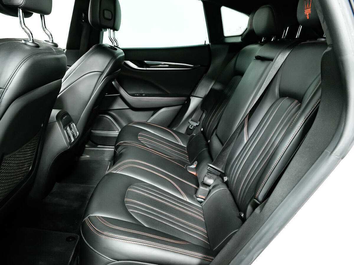 Maserati Levante, 2017 Фото №12