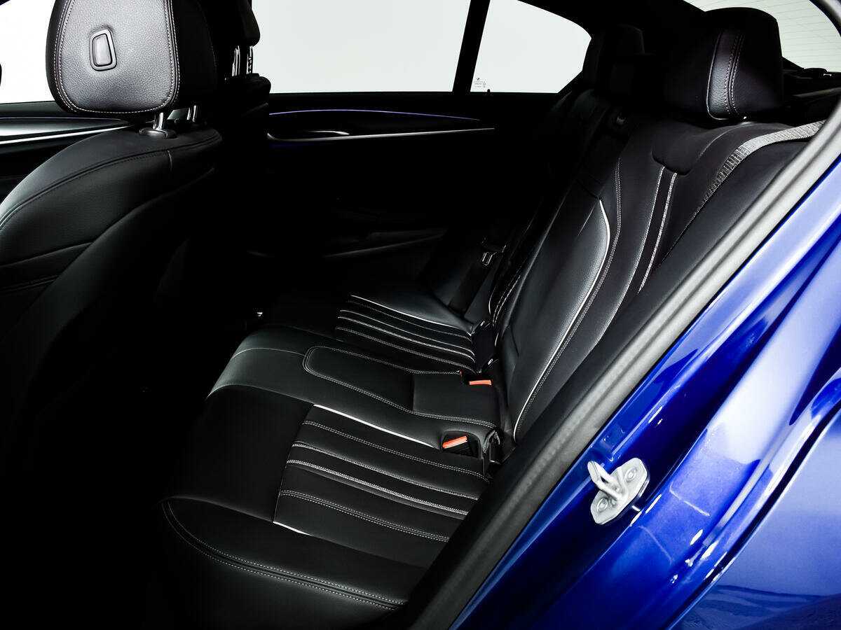 BMW 5 серии 520d xDrive, 2022 Фото №12