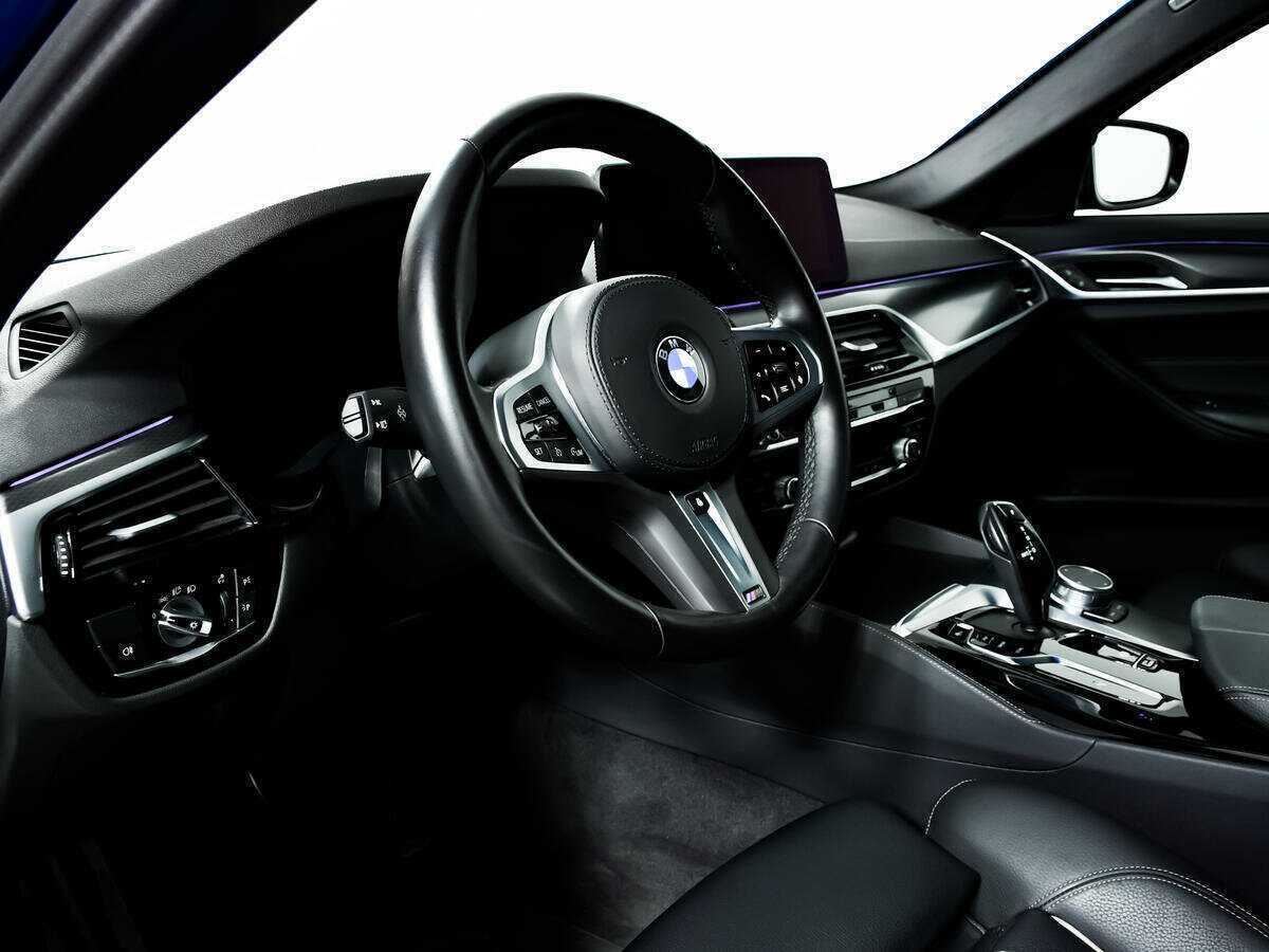 BMW 5 серии 520d xDrive, 2022 Фото №13