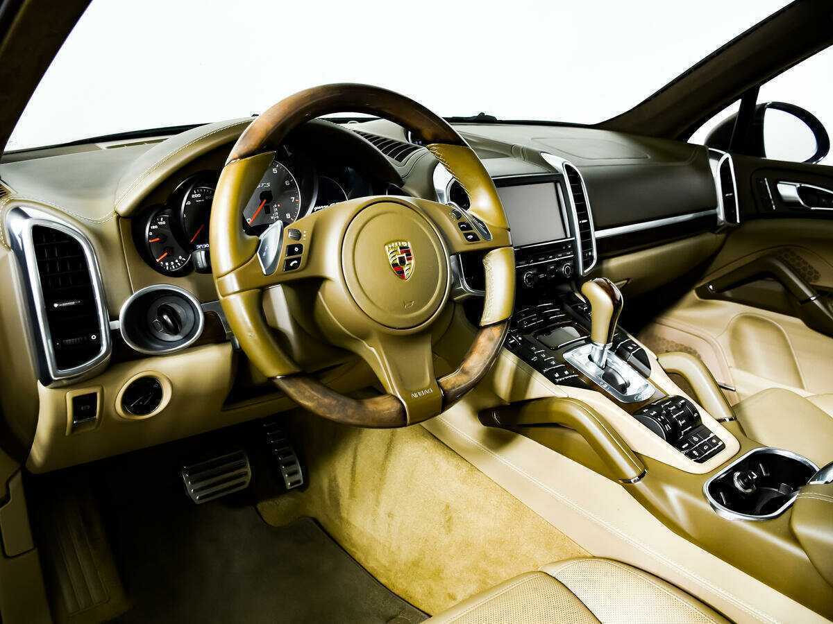 Porsche Cayenne GTS, 2012 Фото №11