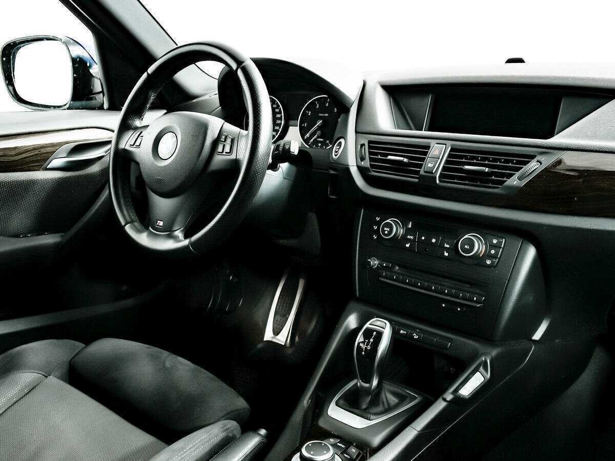 BMW X1 28i, 2011 Фото №9