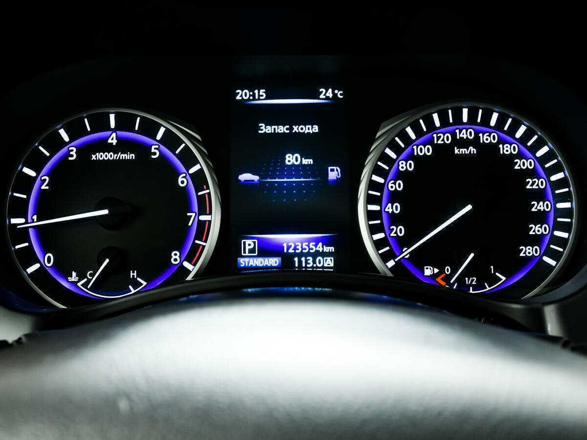 Infiniti Q50, 2015 Фото №10