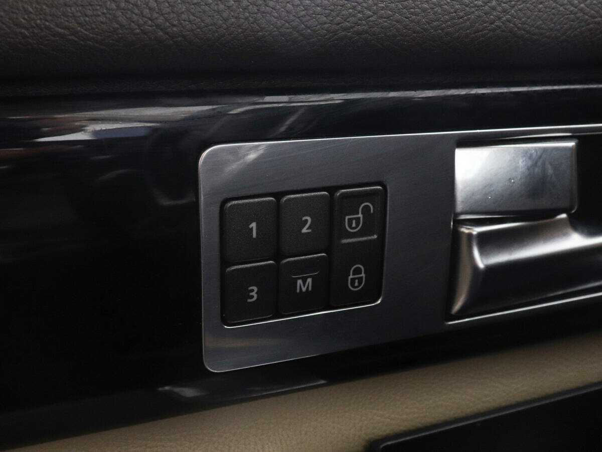 Land Rover Discovery, 2011 Фото №15