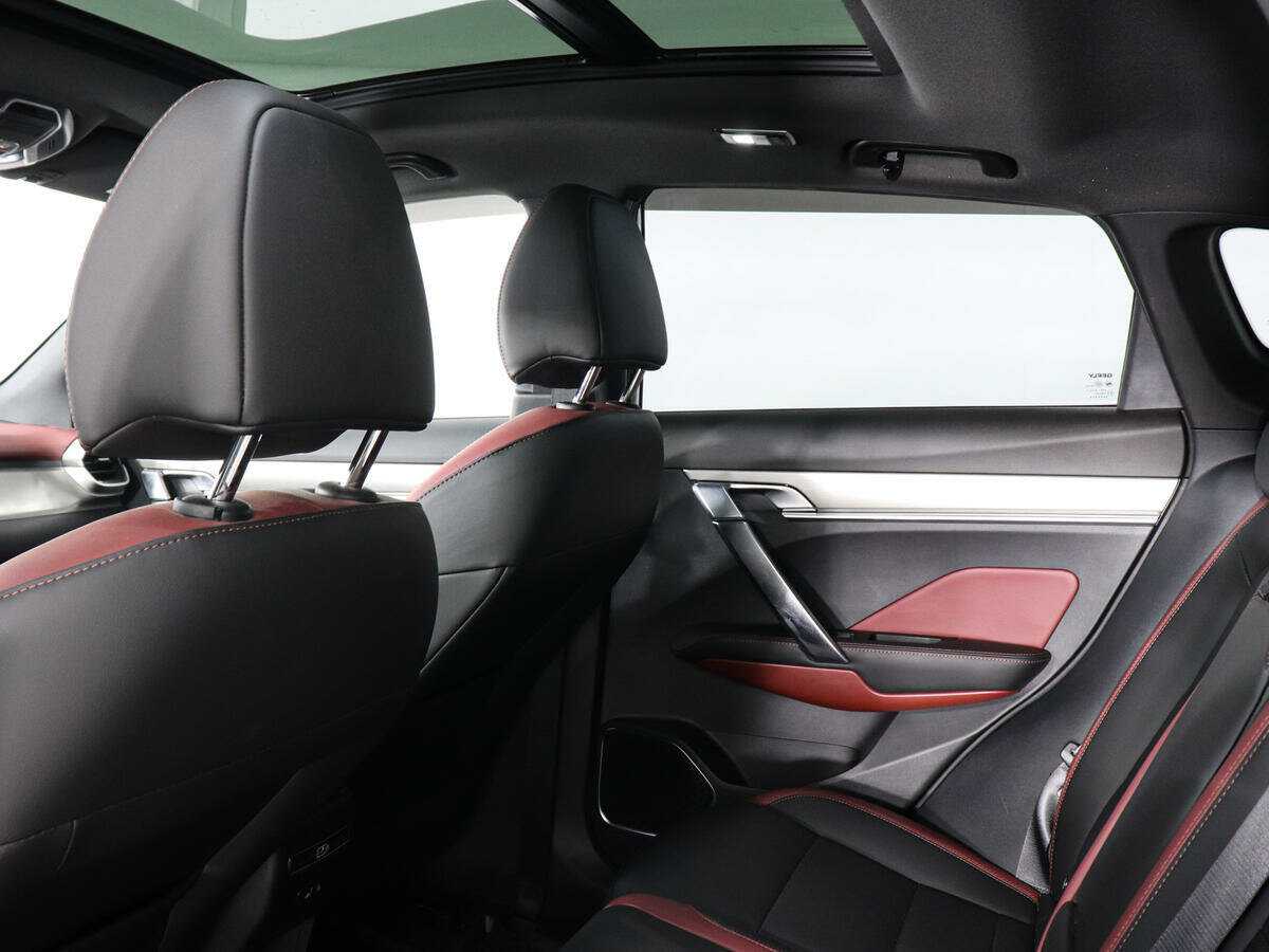 Geely Coolray, 2023 Фото №12