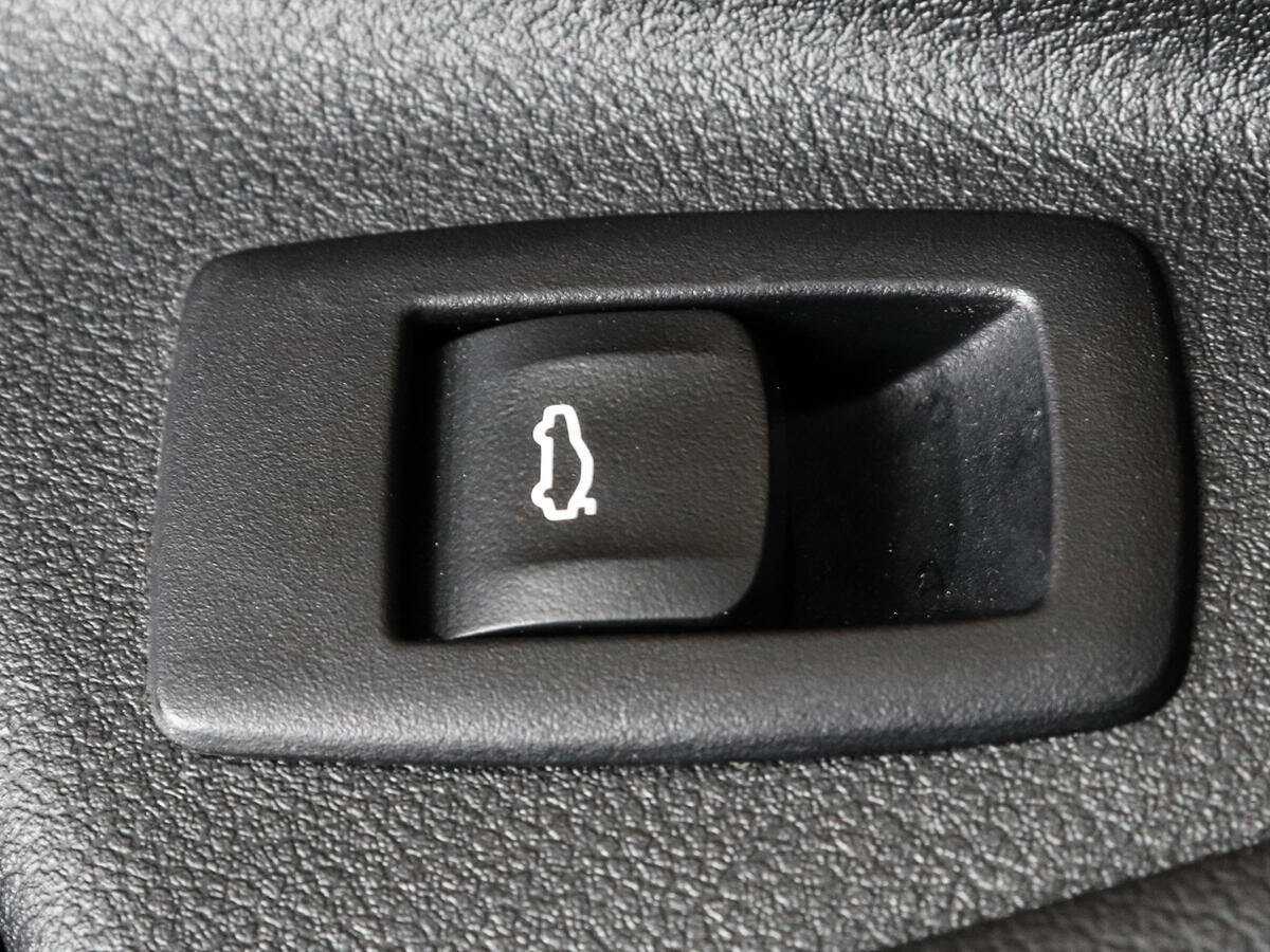 BMW 5 серии 530i xDrive, 2023 Фото №17