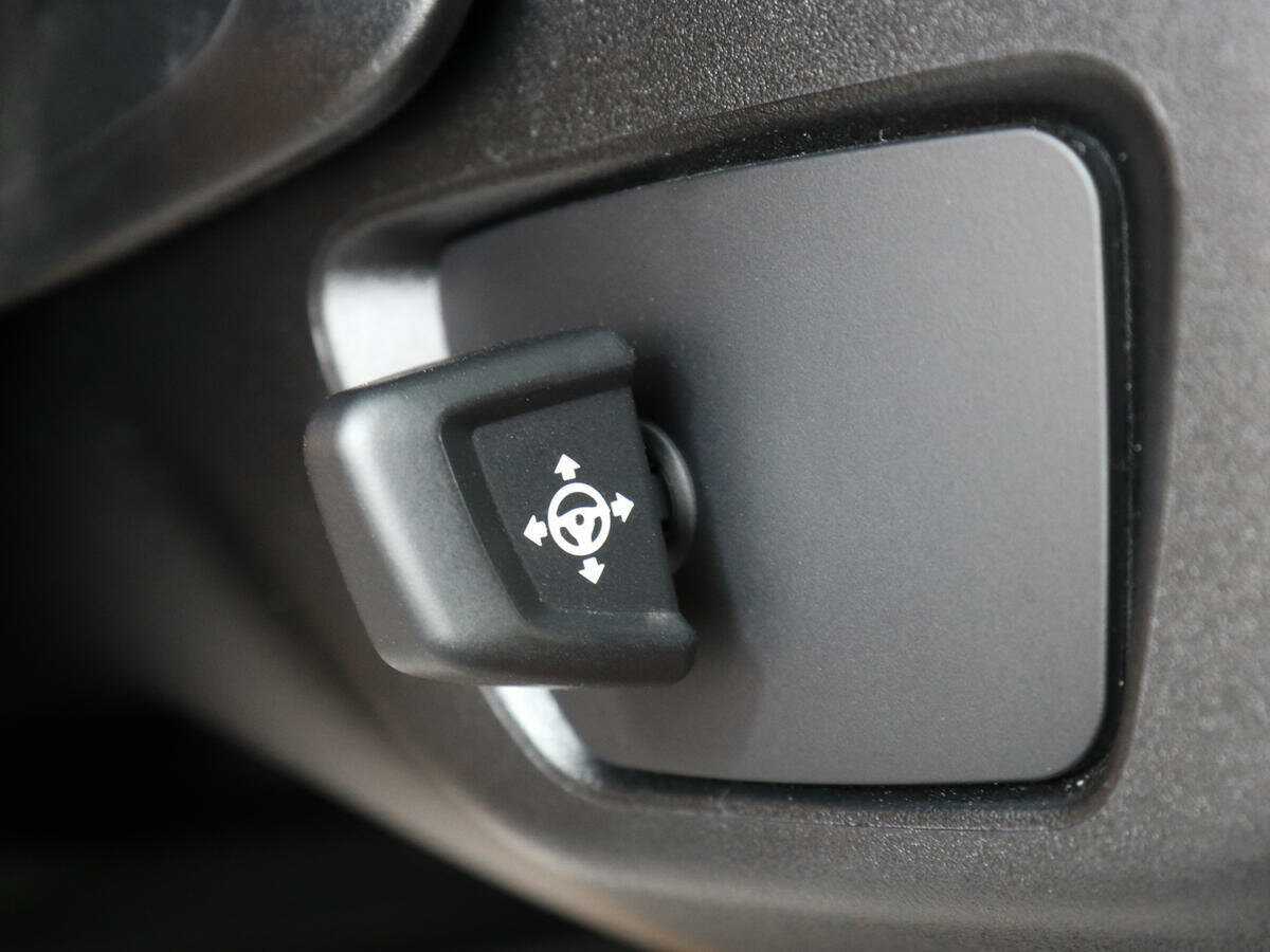 BMW 5 серии 530i xDrive, 2023 Фото №19