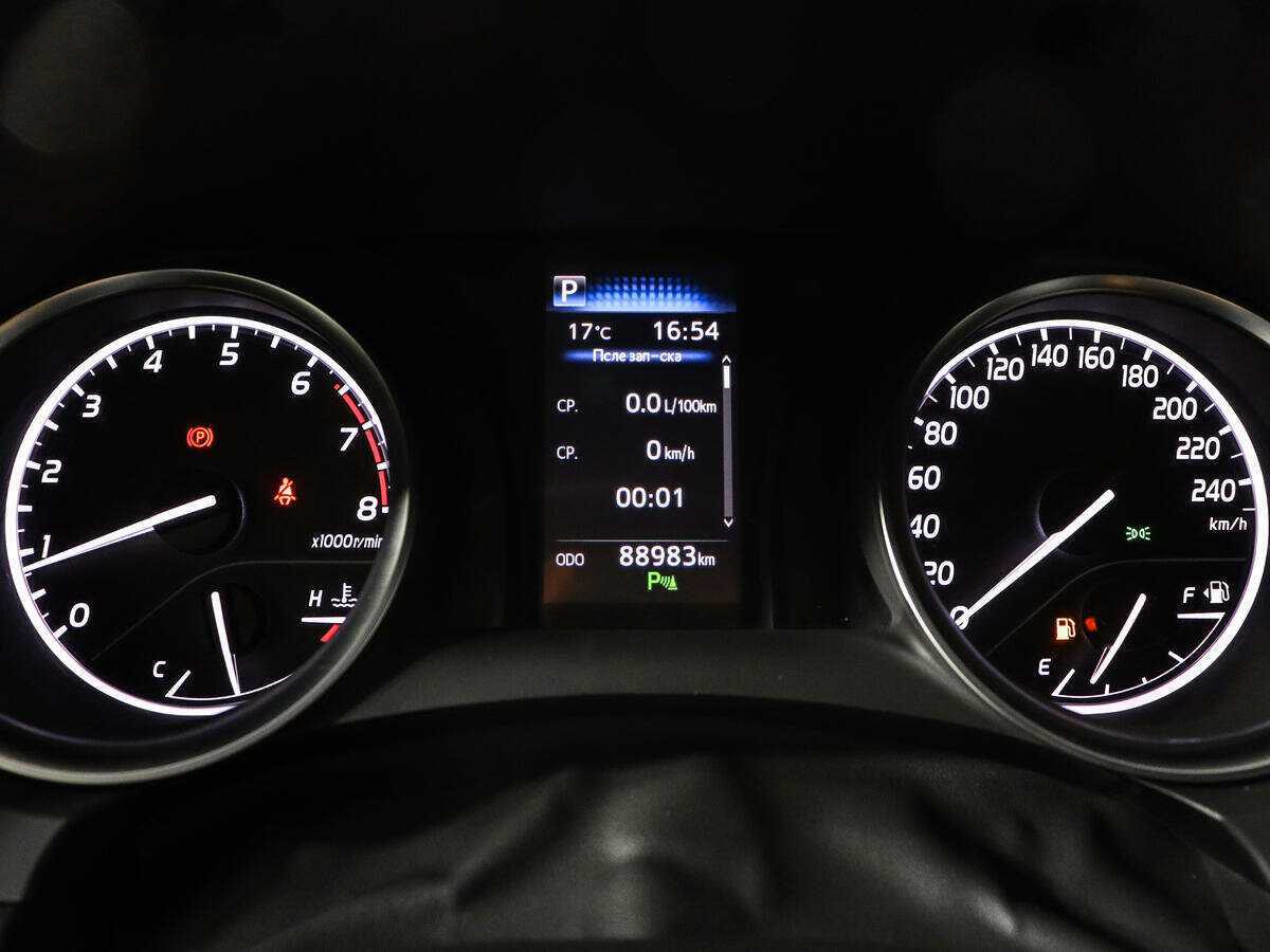 Toyota Camry, 2020 Фото №9