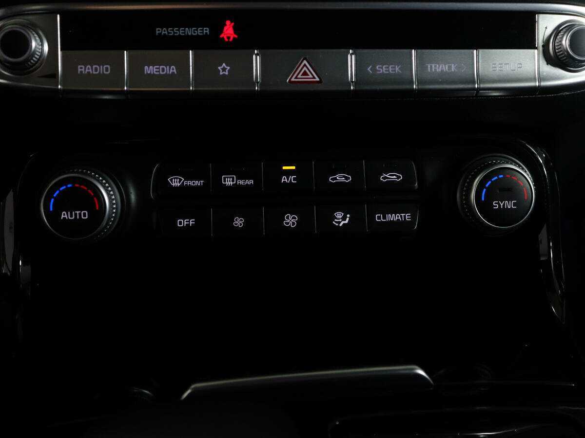 Kia Stinger, 2021 Фото №24