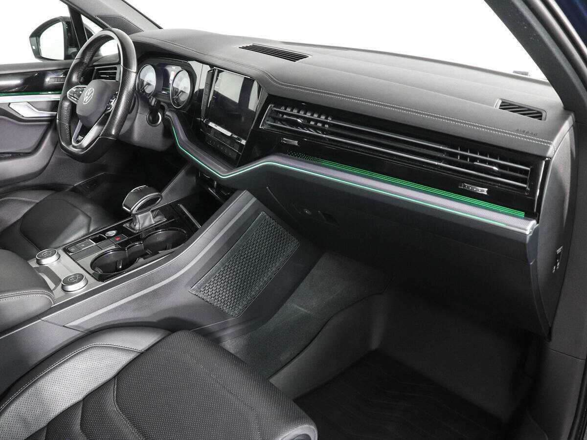 Volkswagen Touareg, 2021 Фото №10