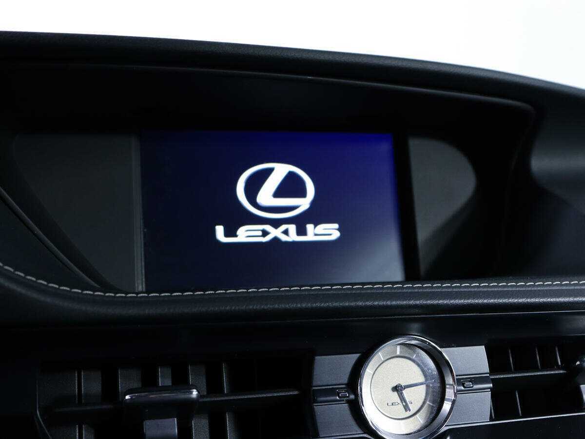 Lexus ES 200, 2016 Фото №25