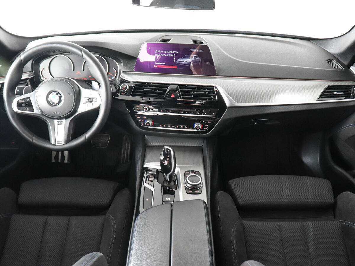 BMW 5 серии 520d xDrive, 2019 Фото №12