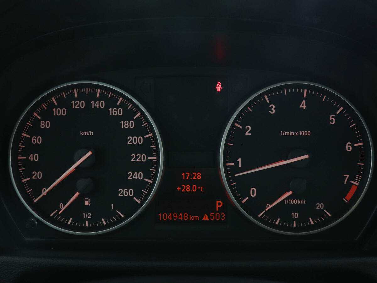 BMW X1 25i, 2010 Фото №12