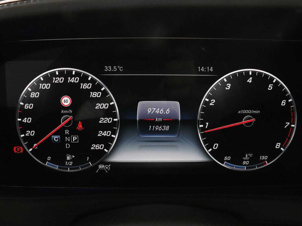 Mercedes-Benz S-Класс 560 Long, 2018 Фото №13