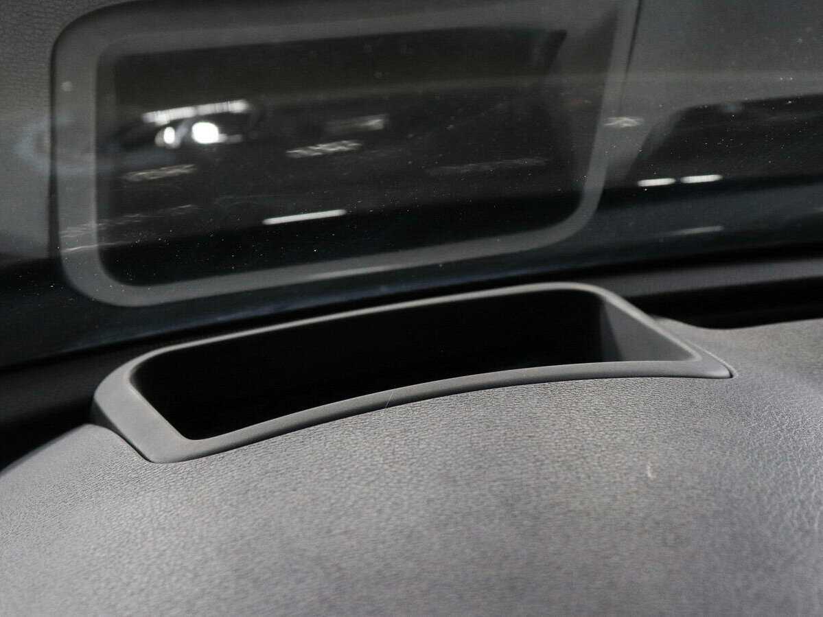 Kia Stinger, 2018 Фото №17