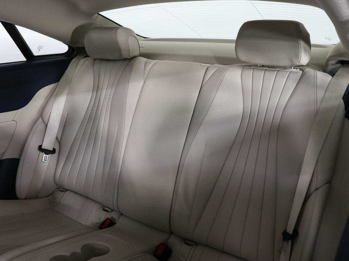 Mercedes-Benz E-Класс 200, 2019 Фото №12