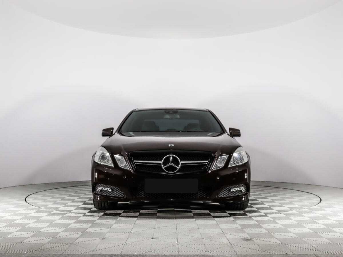 Mercedes-Benz E-Класс 200 7G-Tronic, 2011 - 81 176 км. | Фото №2