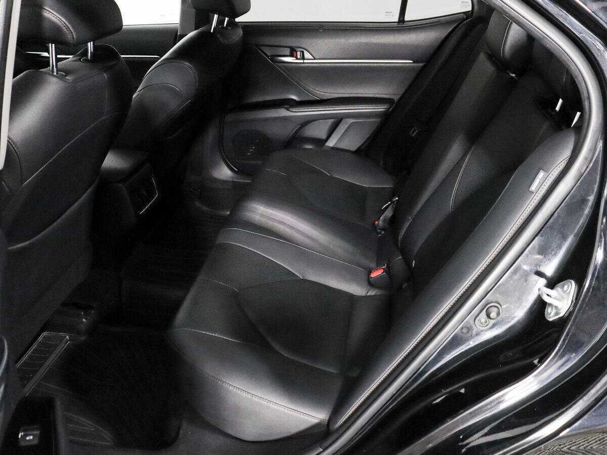 Toyota Camry, 2019 Фото №13