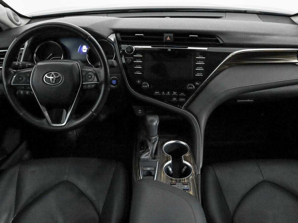 Toyota Camry, 2019 Фото №15
