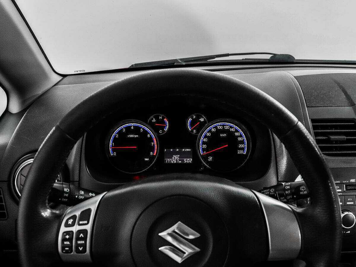 Suzuki SX4, 2010 Фото №15