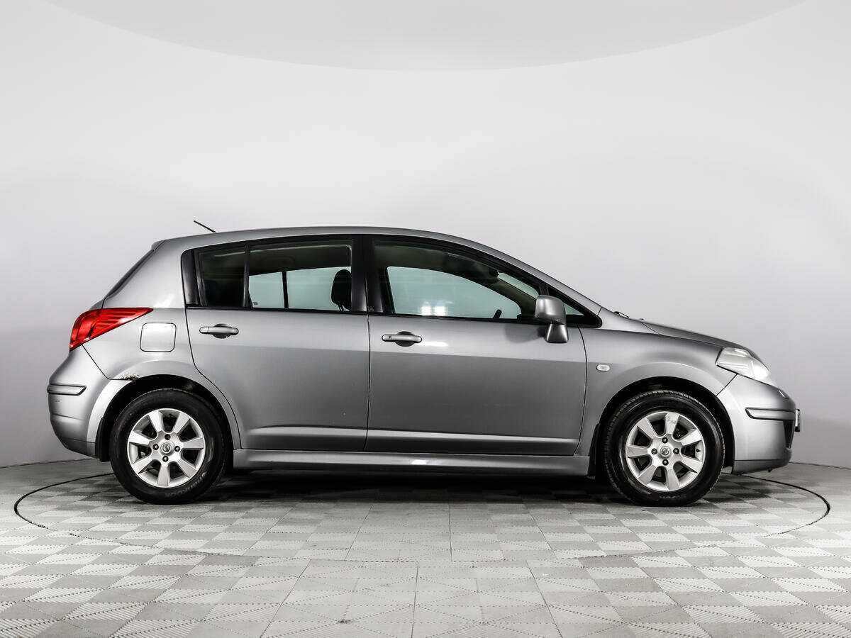 Nissan Tiida, 2010 Фото №4