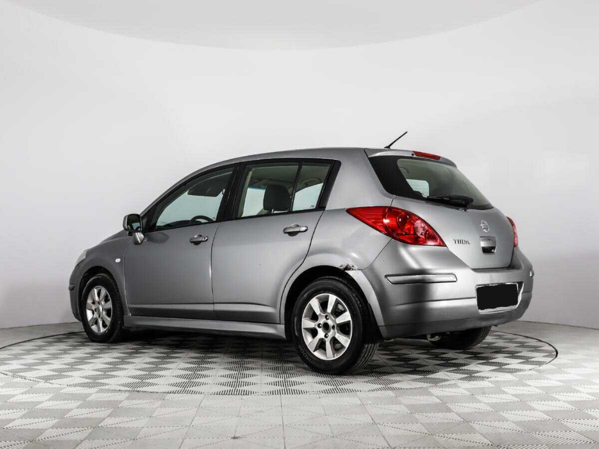 Nissan Tiida, 2010 Фото №7
