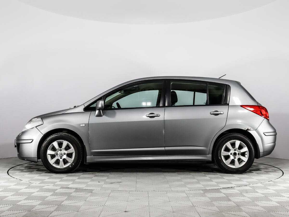 Nissan Tiida, 2010 Фото №8