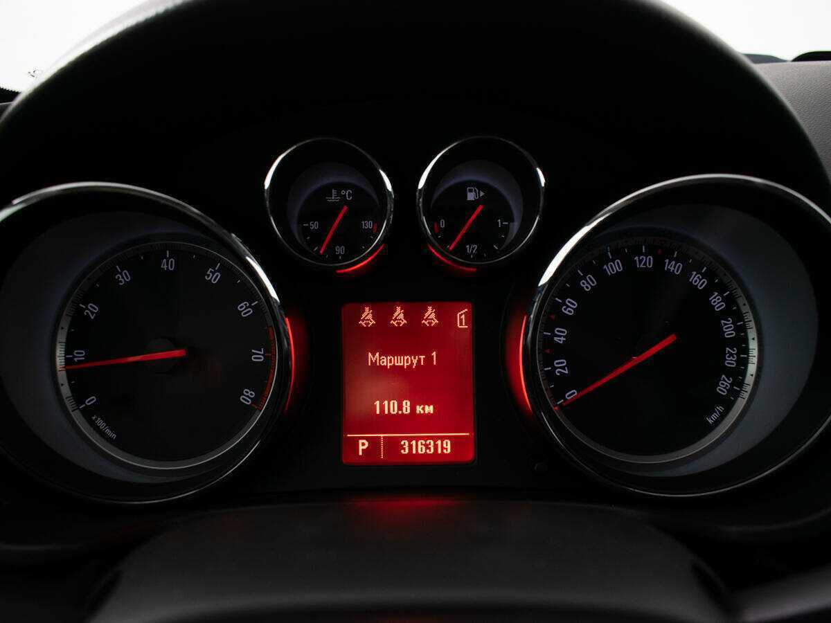 Opel Insignia, 2011 Фото №11