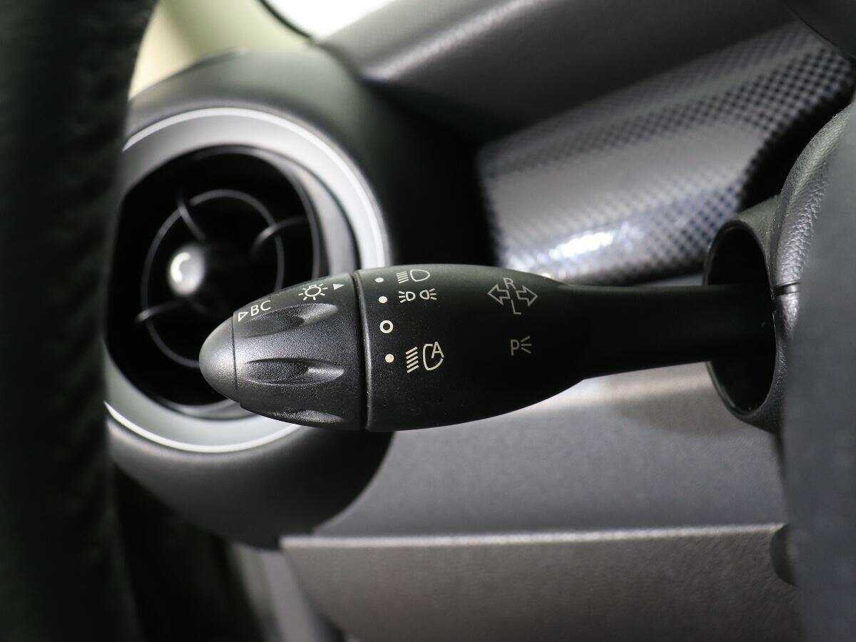 Mini Hatch Cooper S, 2011 Фото №11