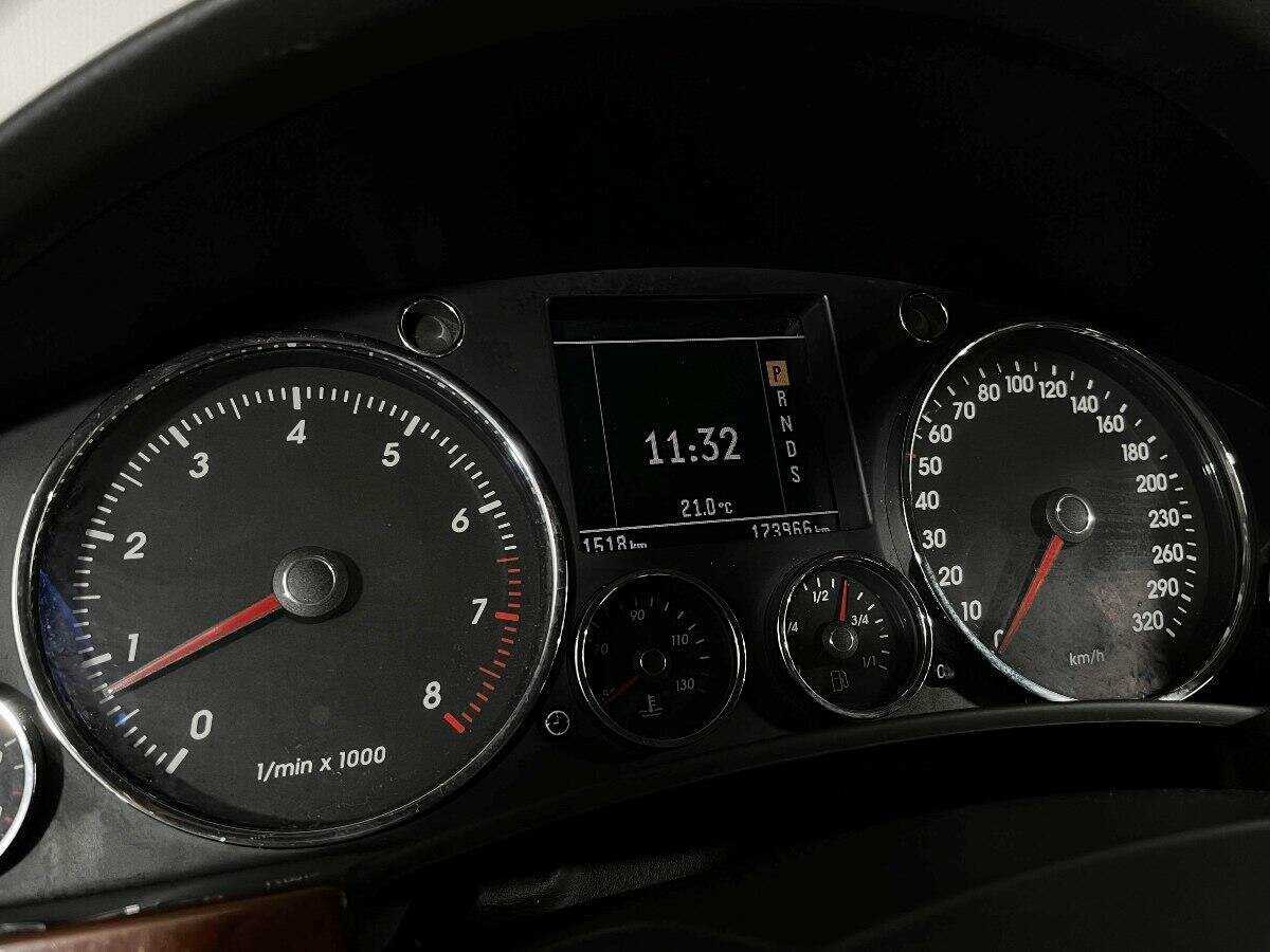 Volkswagen Touareg, 2005 Фото №11