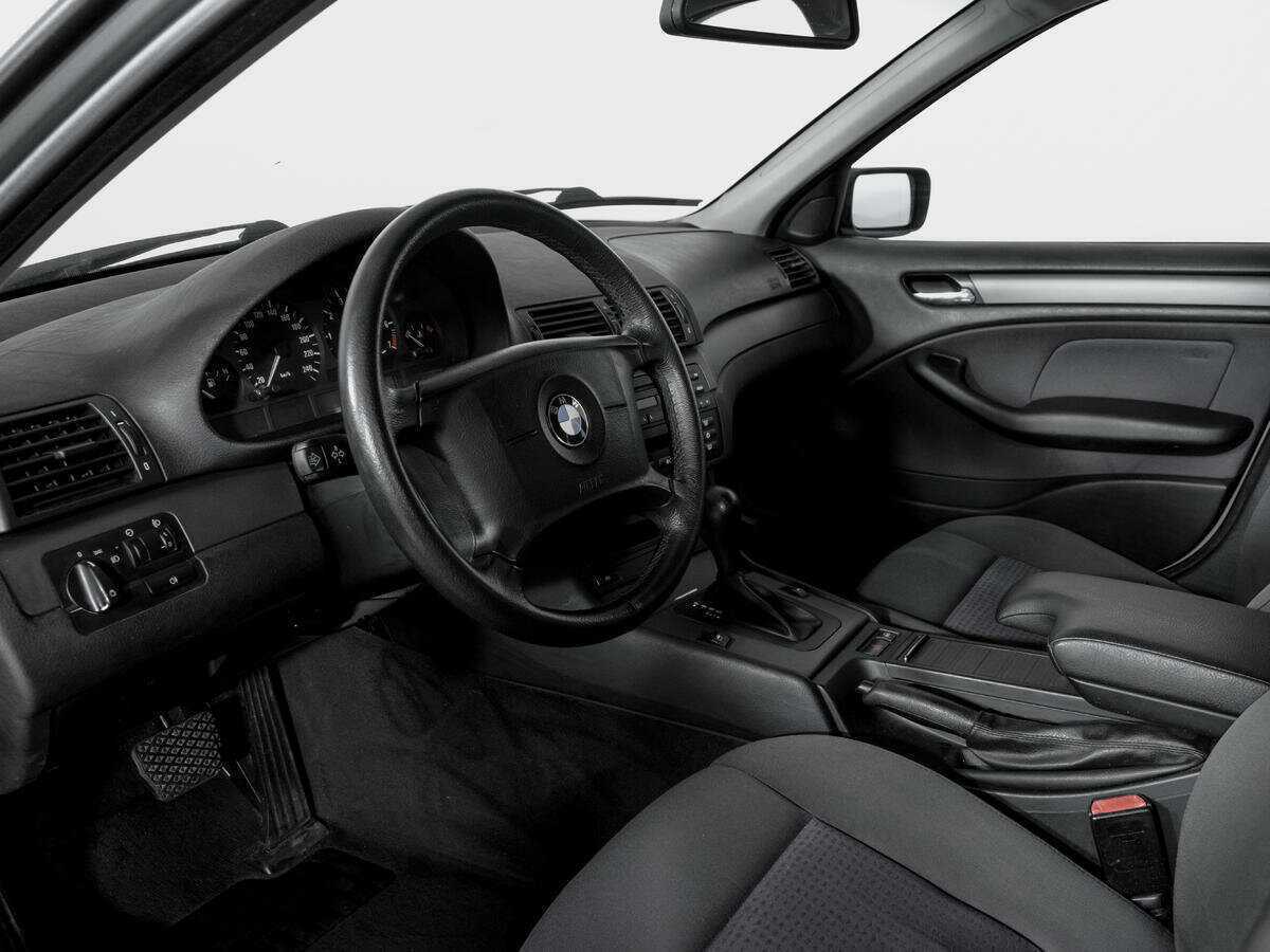 BMW 3 серии 316i, 2004 Фото №15