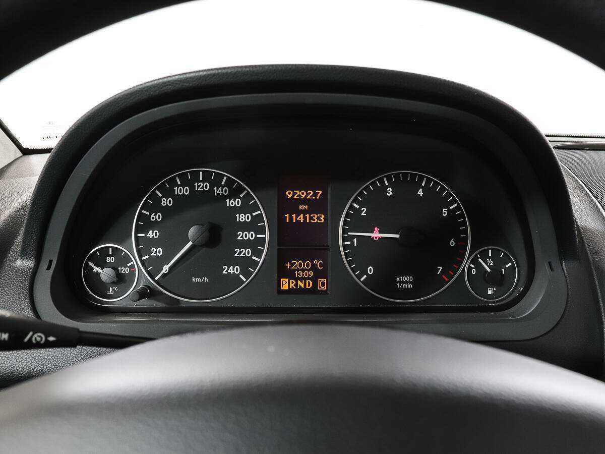 Mercedes-Benz A-Класс 180, 2009 Фото №11