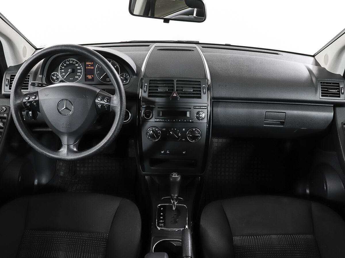 Mercedes-Benz A-Класс 180, 2009 Фото №12
