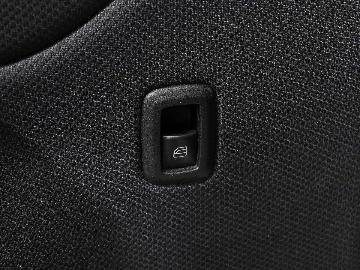 Mercedes-Benz A-Класс 180, 2009 Фото №17