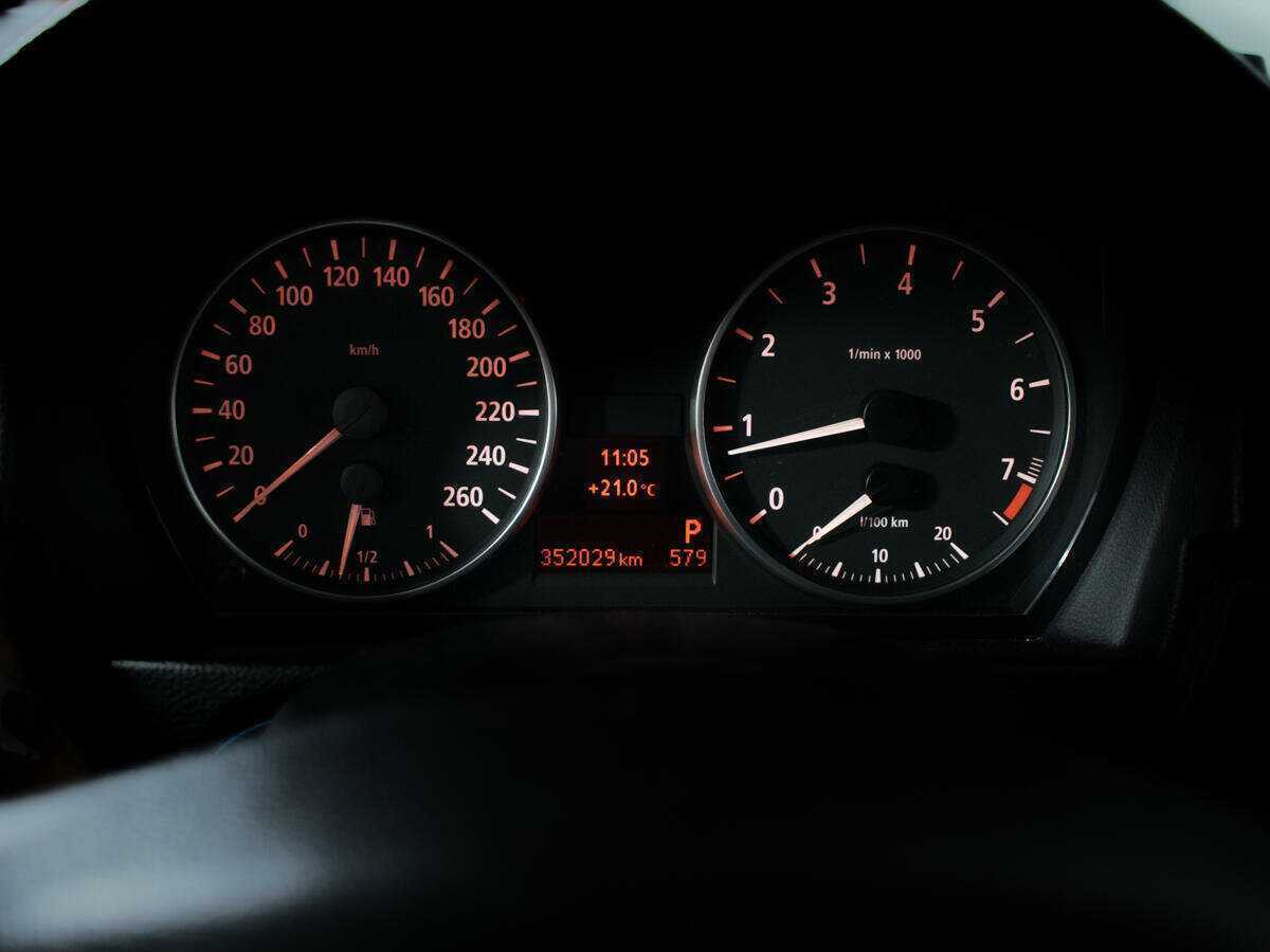 BMW 3 серии 325i, 2005 Фото №11