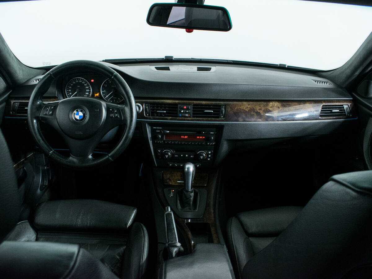 BMW 3 серии 325i, 2005 Фото №12