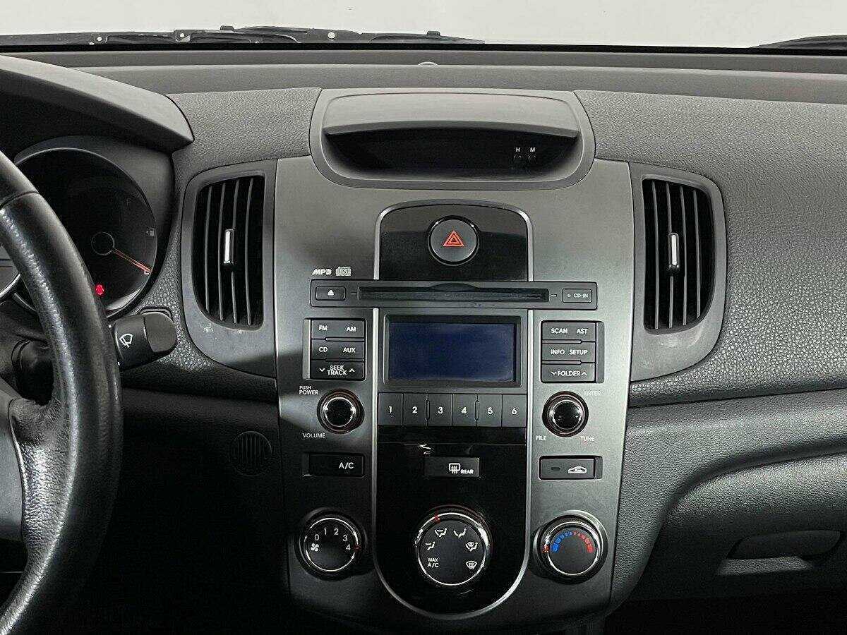 Kia Cerato 6-speed, 2011 Фото №10
