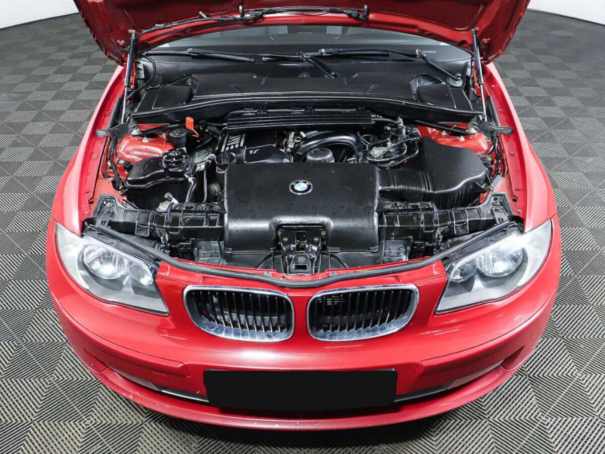 BMW 1 серии 116i, 2011 Фото №9