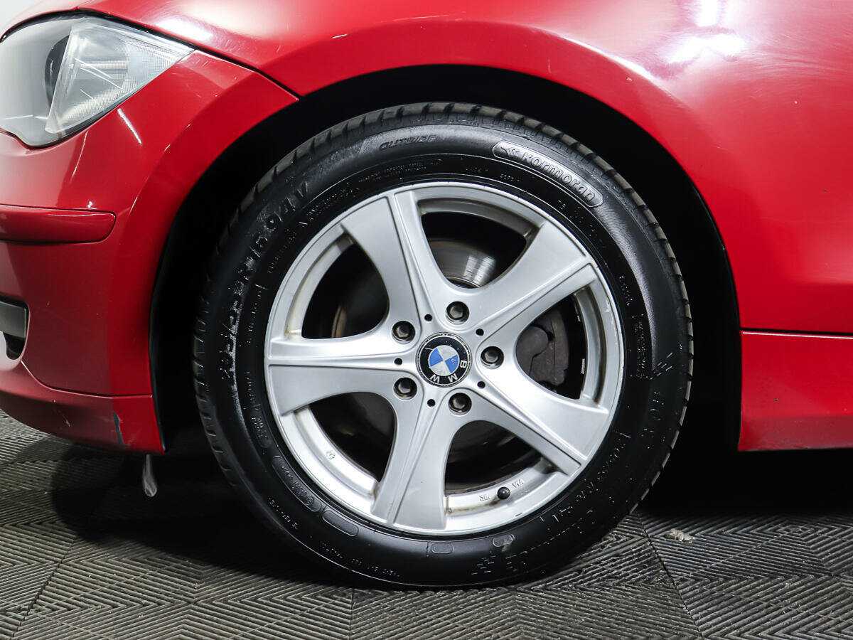 BMW 1 серии 116i, 2011 Фото №20