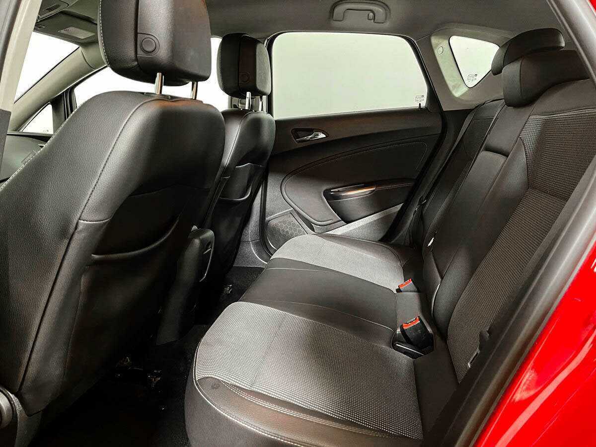 Opel Astra, 2011 - 160 673 км. | Фото №8