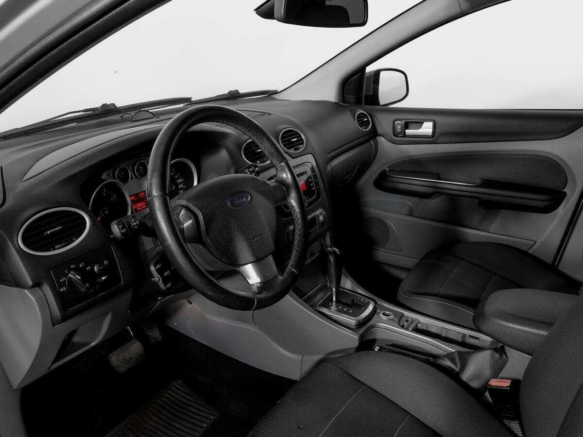 Ford Focus, 2010 Фото №15