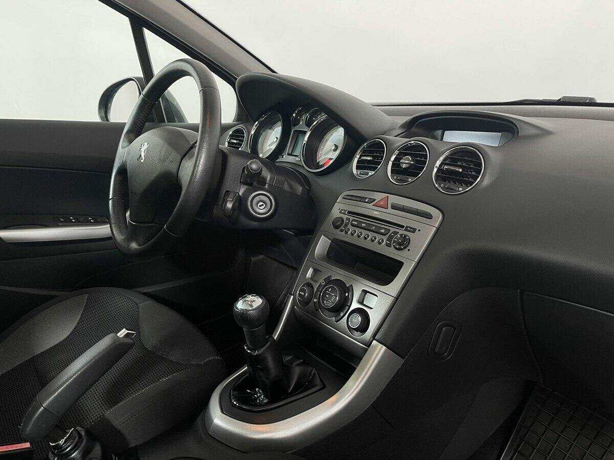 Peugeot 308, 2009 Фото №9