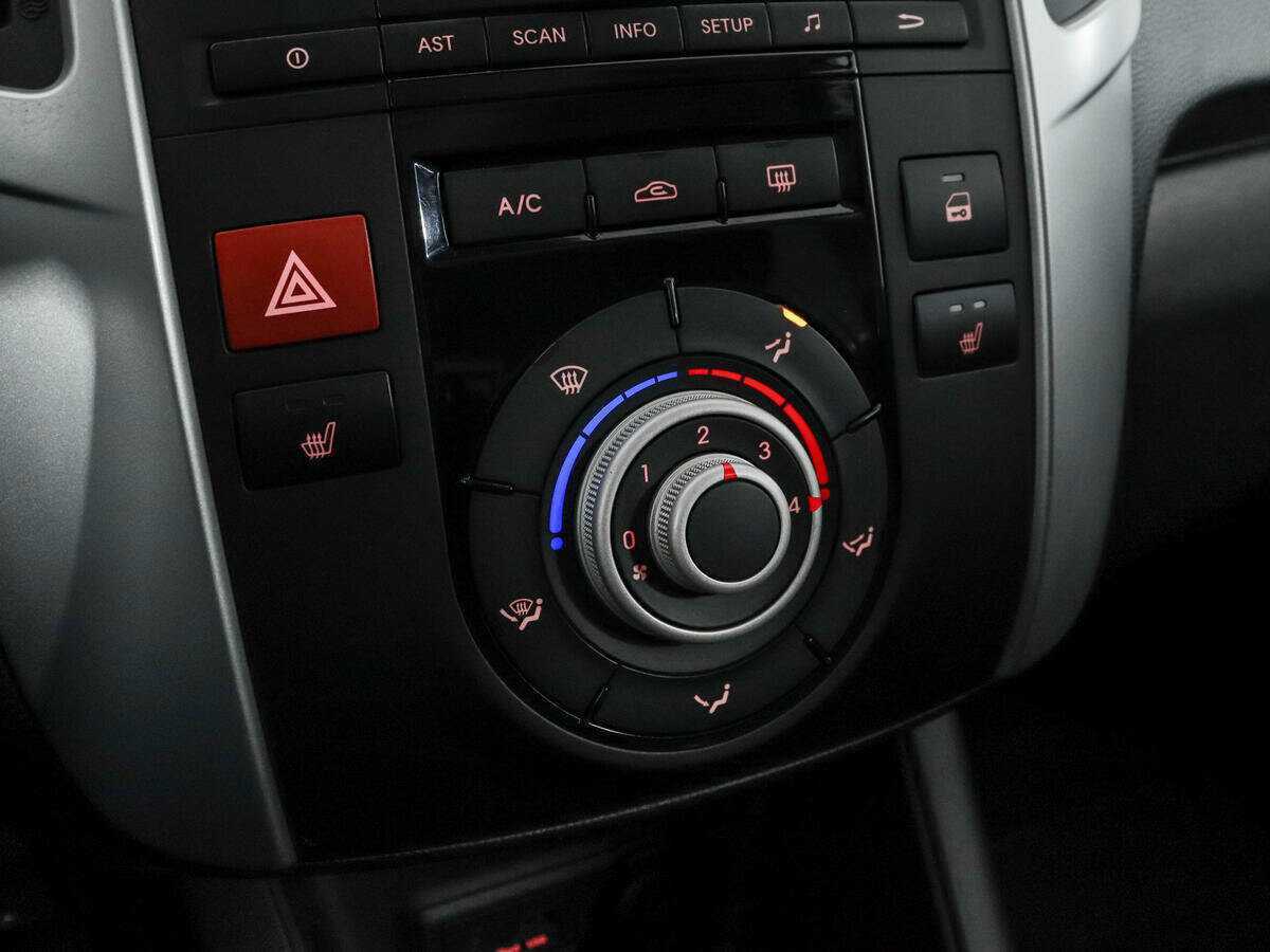 Kia Venga, 2013 Фото №12