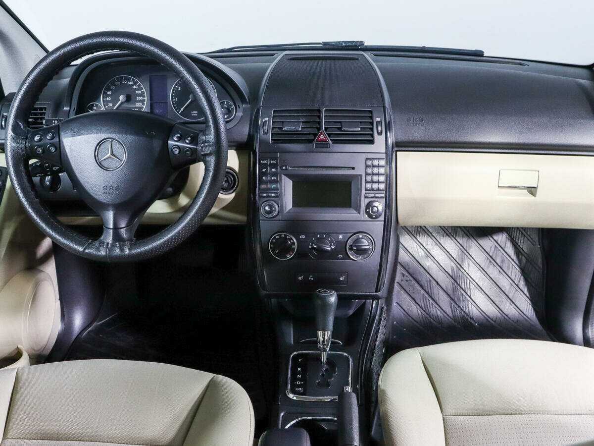 Mercedes-Benz A-Класс 180, 2009 Фото №10