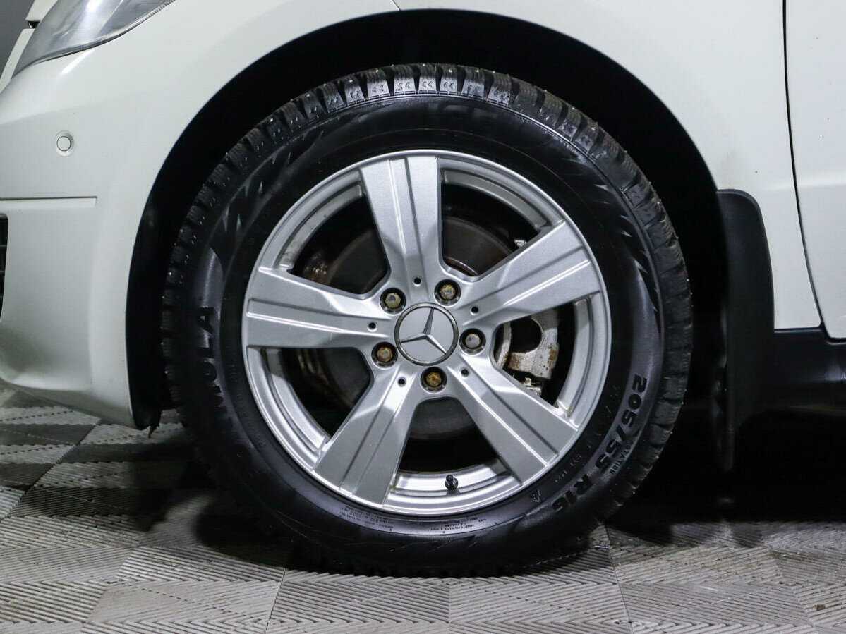 Mercedes-Benz A-Класс 180, 2009 Фото №13